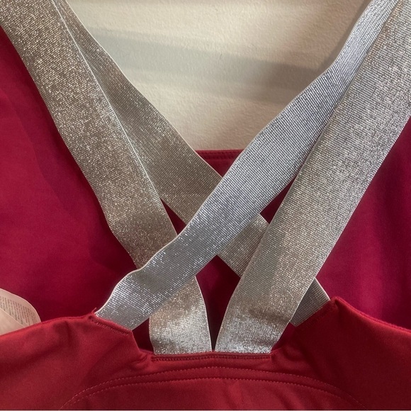 FABLETICS Sz L Paige Low Impact Metallic Elastic Straps Comfort Band Sports Bra - Picture 8 of 8